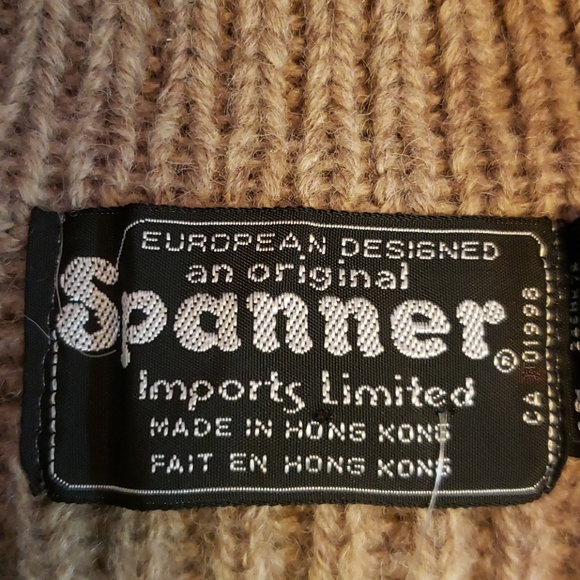 Vintage Sweater. S-0001 - Picture 3 of 4